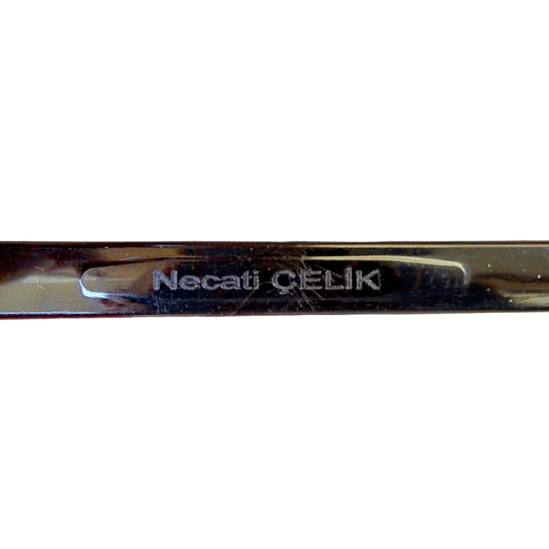 Necati Celik Oud / Lavta / Laouto pick - Black