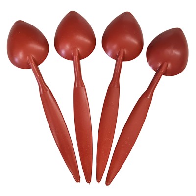 Plastic dance spoons